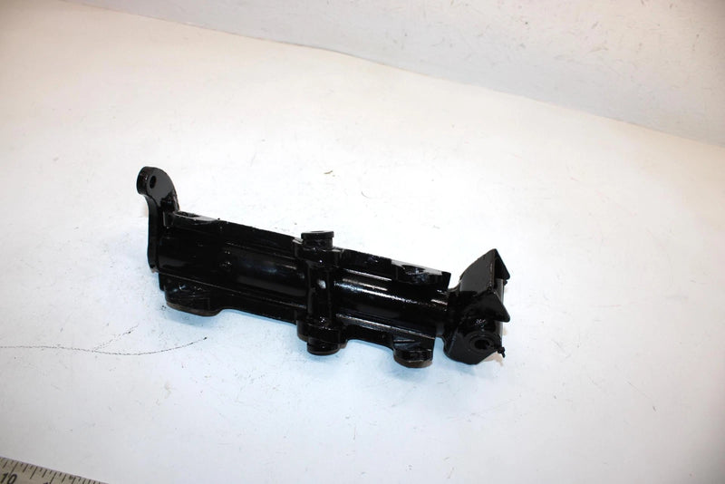 01 Arctic Cat Mountain Cat 600 Efi Oem Right Steering Knuckle 0703-648 SAS2