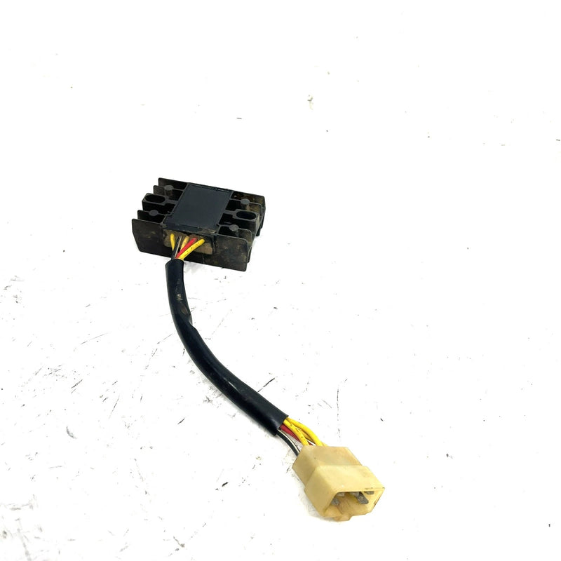 89-01 Suzuki Quadrunner 160 OEM Voltage Regulator 32800-19B11 AS30