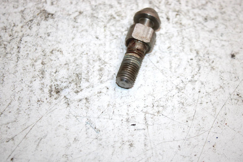 1997 Yamaha 1100 Triple Waveventure Oem Seat Latch Plunger GH1-63774-01-00 JY24