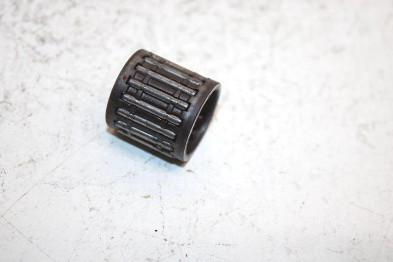 1994 Kawasaki 750 Ss Super Sport Oem Wrist pin Needle Bearing 13033-3702 JK9