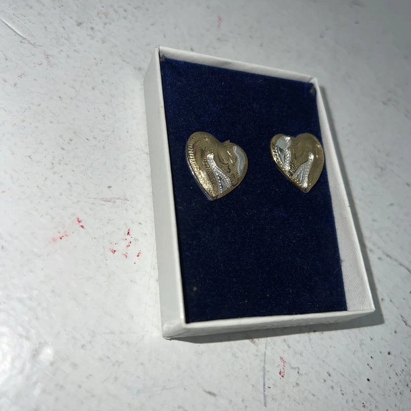 New Women’s Congress Silver Gold Silver Horse Head Heart Earrings. 93140 B-8