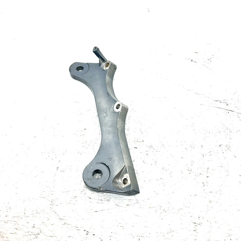 95 Yamaha WaveVenture 700 OEM Right Engine Mount Bracket 6R7-21425-01-00 JY31