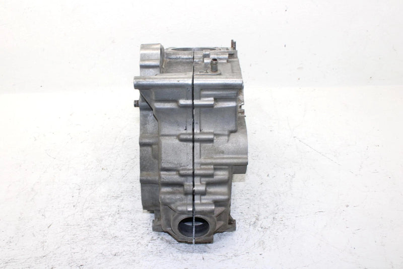 2002 Arctic Cat 375 Automatic (4x4 Green) Oem Crankcase 3402-580 AA29