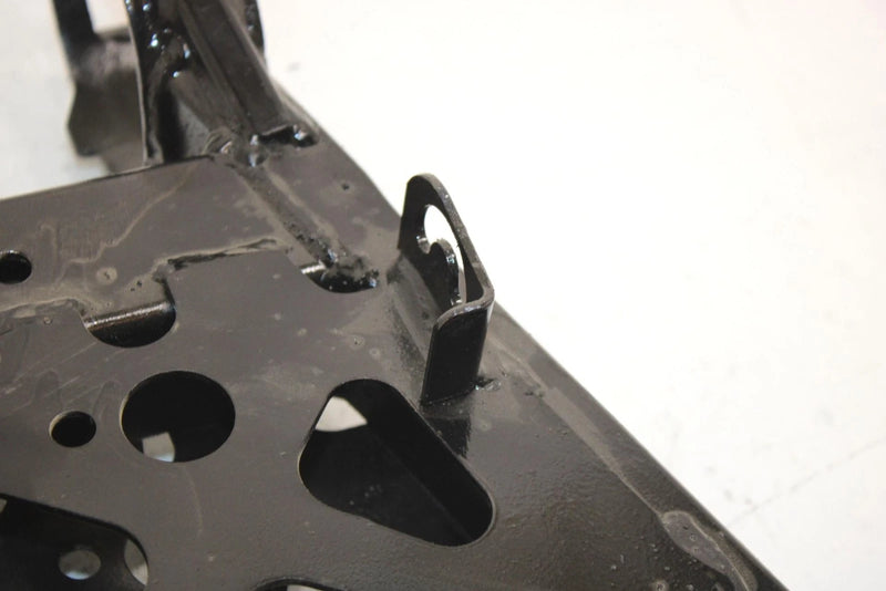 2000 Polaris Xplorer 400 Oem Rear Swing Arm 1541583; 1541383 AP99