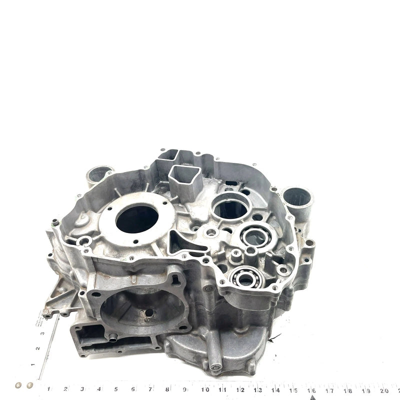 09-13 Honda Big Red 700 MUV700 OEM Crankcase 11200-HN8-020 XH0.1