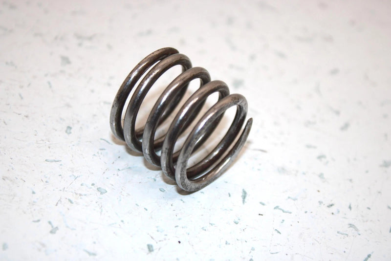 86 Kawasaki Bayou 185 Oem Spring 92081-1650 AK4