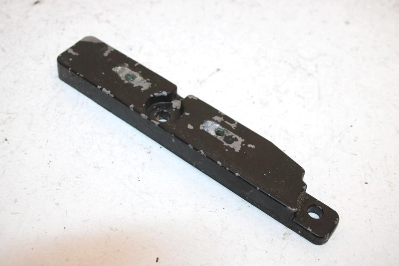1990 Kawasaki 650 Ts Oem Left Exhaust Mount Bracket 39009-3704 JK10