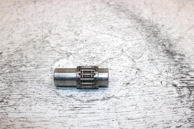 1995 Yamaha Vmax 600 Oem Wrist Pin W/Bearing 8CA-11633-00-00 Q5211