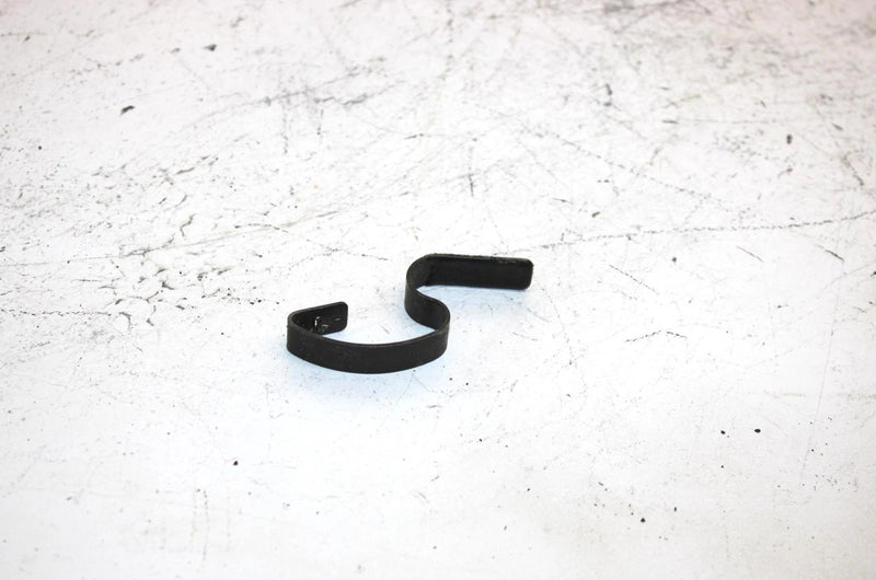 05 Yamaha Rx1 Oem Luggage Box Clip 8FA-2814E-00-00 SY89