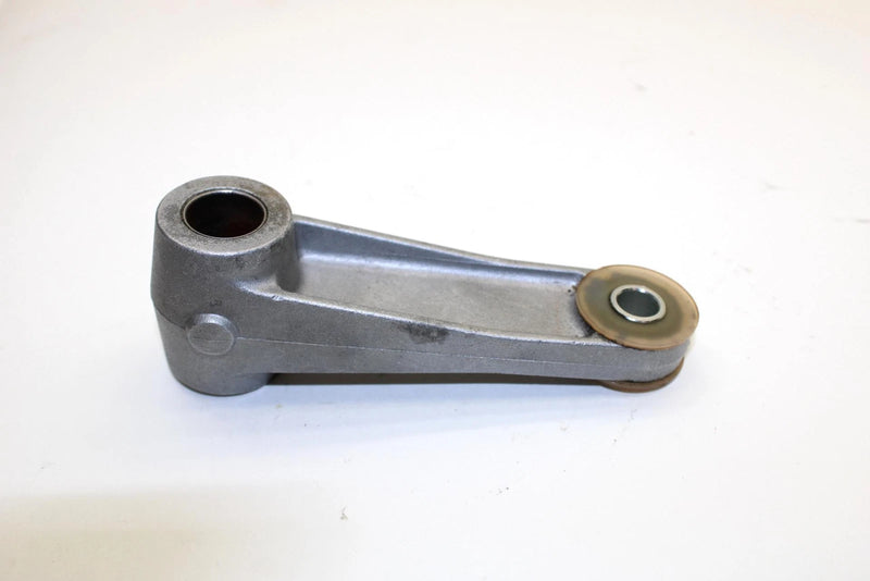 2005 Yamaha Rs Vector Oem Steering Pivot Arm 8FG-2389K-00-00 Q2498