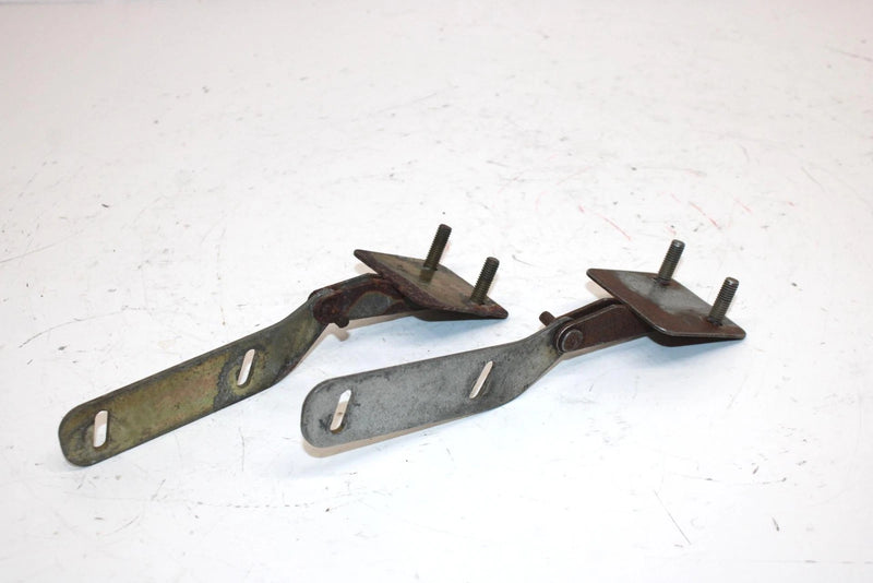 1996 Ski-doo Touring Sle Oem Lower Hood Hinge Pair 517261000 SS27