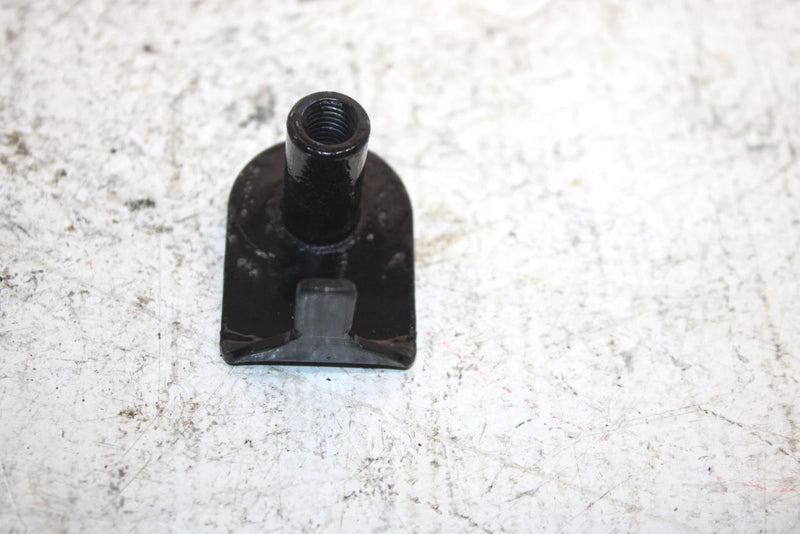 1998 Honda Foreman Fourtrax Oem Rubber Mounting Nut 50607-HM7-700 AH35