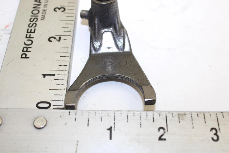 Suzuki  OEM Tranny Trans Transmission Shift Fork No.4 25241-19B00 Q1878
