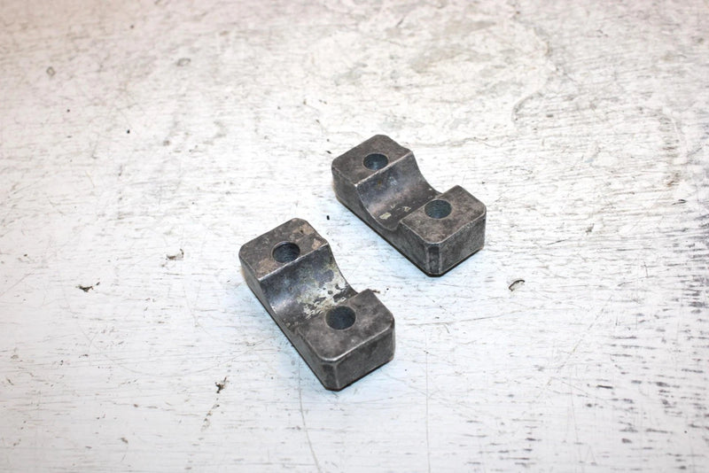 2002 Arctic Cat Zr 500 Cc Oem Handlebar Clamp Pair 0705-355 SA4