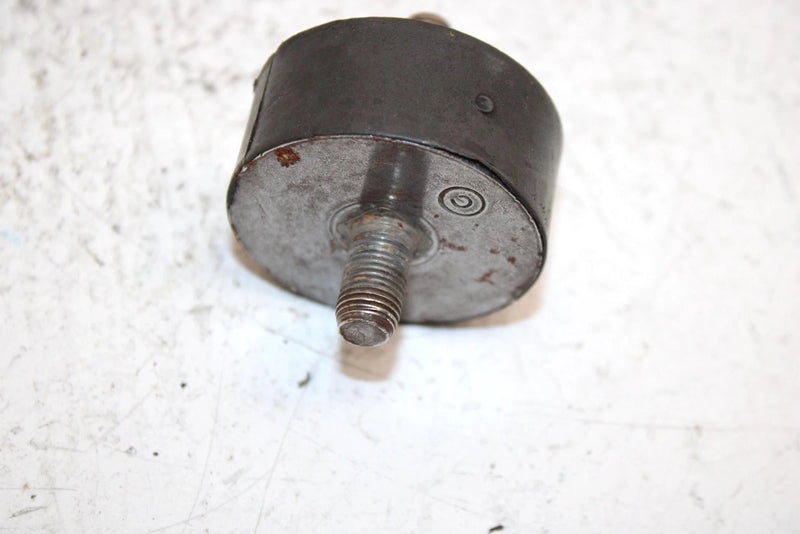 2001 Polaris Magnum 325 Oem Engine Mount Dampner 3110068 3022074 AP98