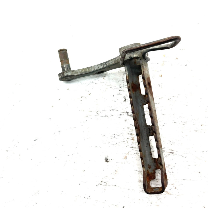 2000 Yamaha Warrior 350 YFM350X OEM Right Foot Peg 3GD-27421-11-00 AY67