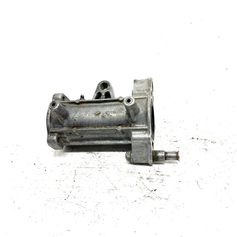 1985 Suzuki Quadrunner 185 OEM Axle Housing W/Pin 64720-24402 AS0