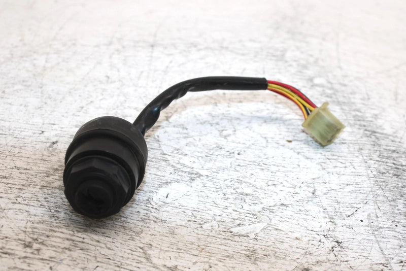 1995 Yamaha Vmax 600 Oem Ignition Key Switch 8AB-82510-01-00 SY11