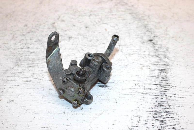 2002 Arctic Cat Z 570 Oem Oil Pump 3007-429 SA20