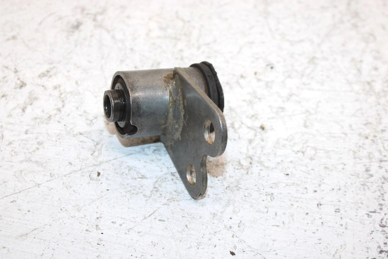 2004 Yamaha  Bruin 350 Oem Upper Engine Mount 5UH-F1316-01-00 AY24