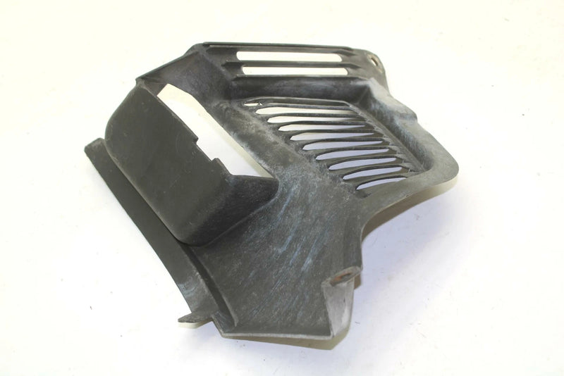 Yamaha OEM Right Louver 8K4-77132-00-00 SY46