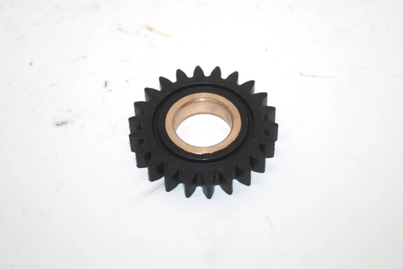2017 Ski-doo Grand Touring 900 Oem 22T Idler Gear 420835400 SS65