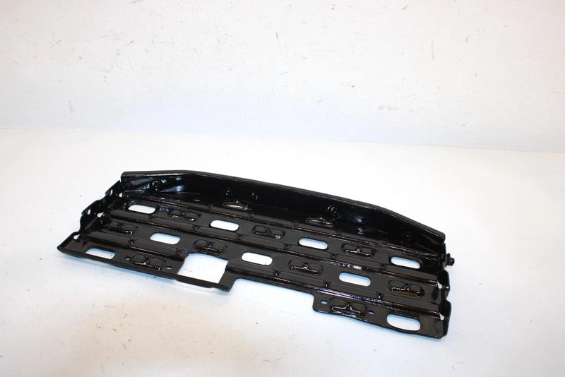 95 Polaris 300 4x4 Oem Right Footrest 1040351-117 AP39
