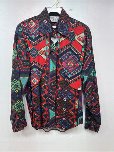 New Women’s Mine & Bills Designed Long Sleeve Button Up Size Small TT-47