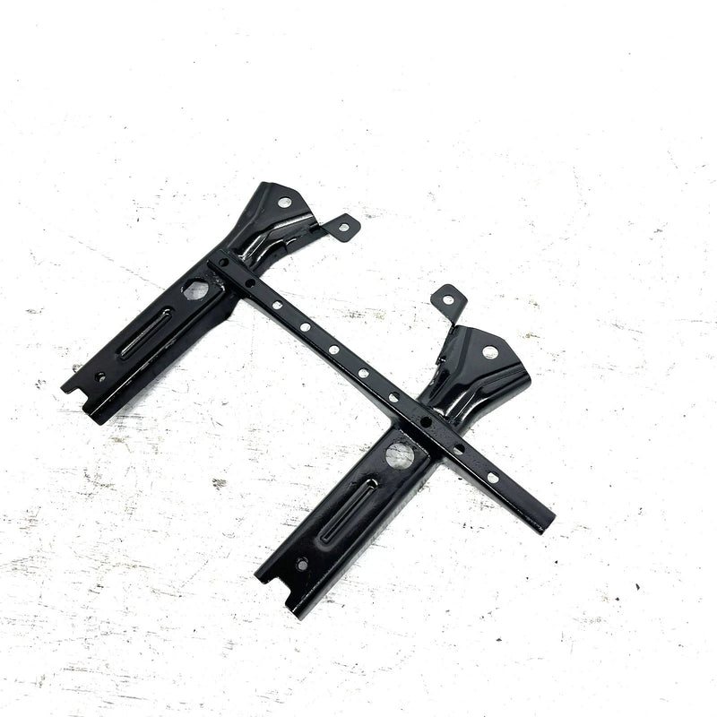 12 Yamaha Grizzly 550 YFM550 4x4 OEM Left Footrest Support 1HP-F7452-00-00 AY65