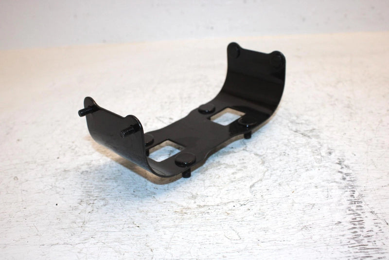 1986 Honda Trx 350 A Fourtrax 4x4 Oem Upper Fuel Tank Mount 17515-HA7-670 AH43