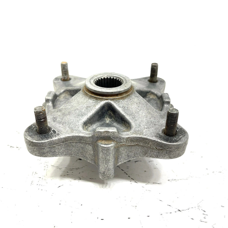 05 Polaris Sportsman 800 EFI OEM Rear Wheel Hub 5134311 AP188