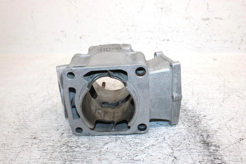 1995 Yamaha Vmax 600 Oem 75mm Bore Cylinder Head 8CA-11311-00-00 SY11