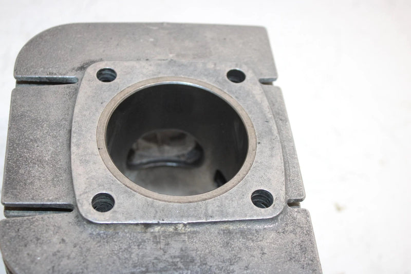 88 Yamaha Excel Iii Oem 60mm Bore Right Cylinder 8G8-11311-00-00 SY12