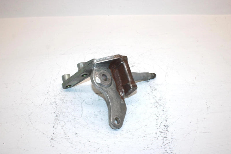 1999 Yamaha  Bear Tracker 2wd Oem Left Steering Knuckle 4XE-F3501-00-00 AY50