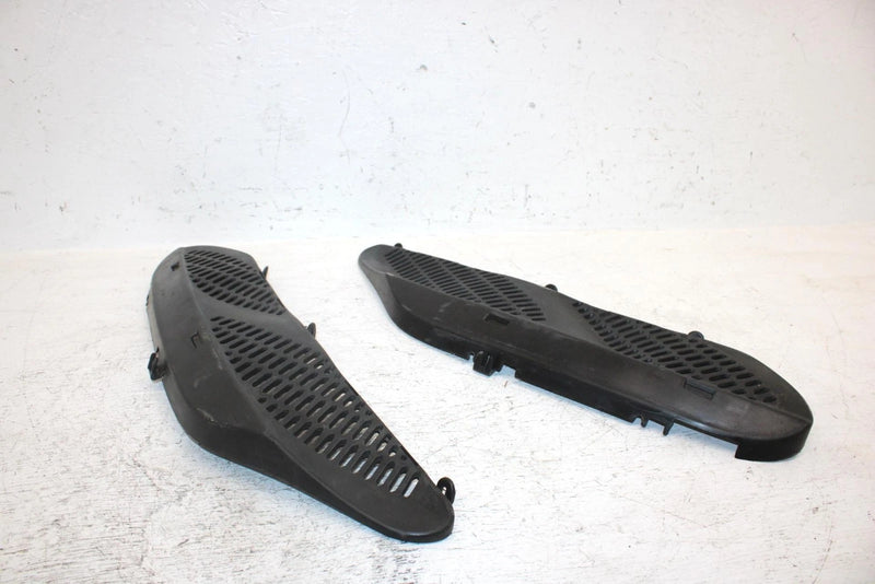 2002 Ski-doo Mxz 700 Oem Center Hood Vent Set 517302028 517302031 SS20