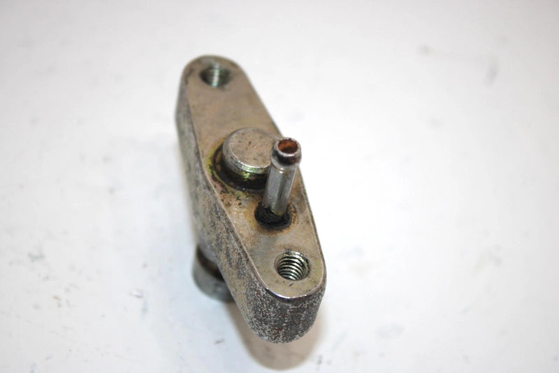 98 Yamaha  Timberwolf 250 Yfb250uk Oem Brake Shoe Anchor 3GH-27206-00-00 AY37