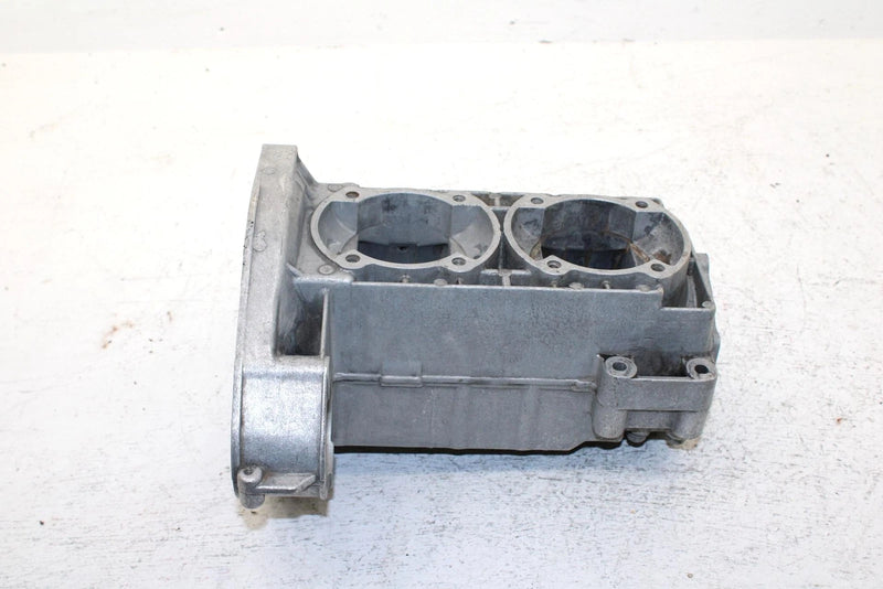 1990 Yamaha Phazer Ii Oem Crankcase  88T-15100-01-00 SY16