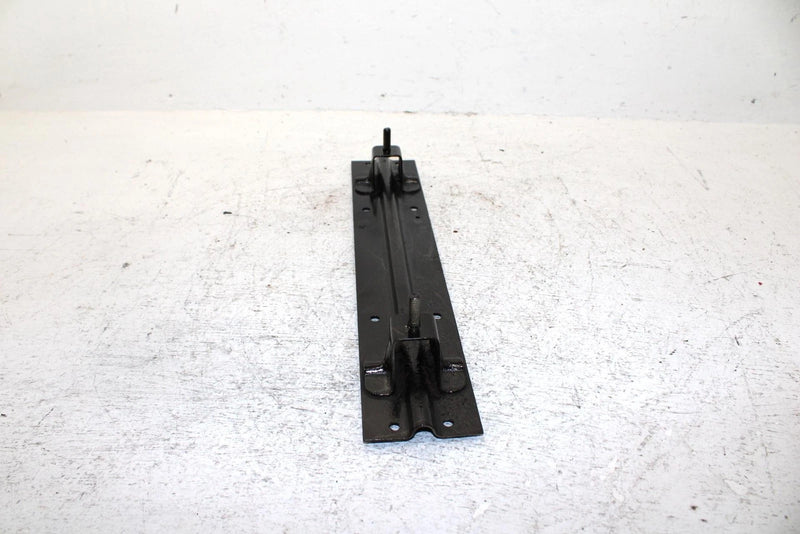 1995 Yamaha Vmax 600 Le Oem Gas Tank Bracket 89A-21911-20-00 SY21