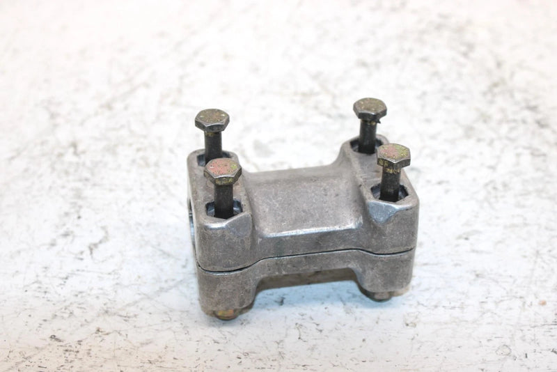 2006 Polaris Sportsman 500 Oem Handlebar Clamp W/Bolts 5631973 AP183