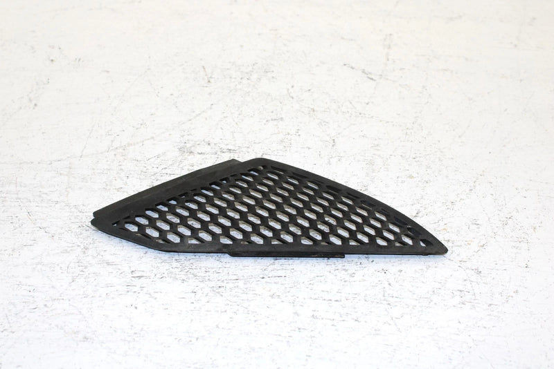 2006 Polaris 600 Fusion Oem Right Upper Hood Screen 5435623-070 SP31