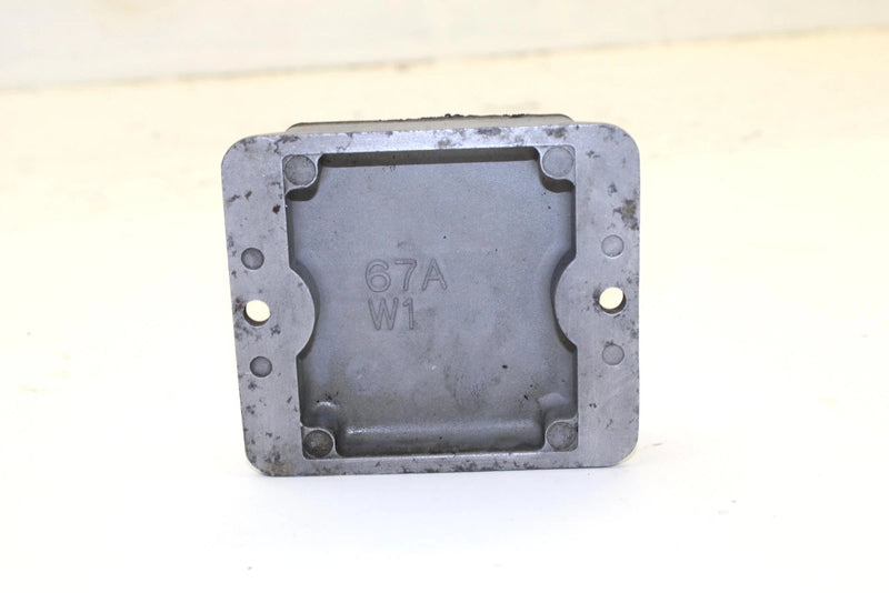 2001 Yamaha Waverunner Xl800 Oem Upper Mount Stopper 67A-44532-00-94 JY6