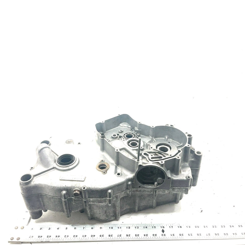 87-93 Suzuki Quadrunner 4WD OEM Crankcase 11301-19862 AS35
