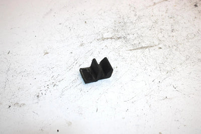 90 Yamaha Exciter Oem Hood Stopper 8V0-77188-00-00 Q4109