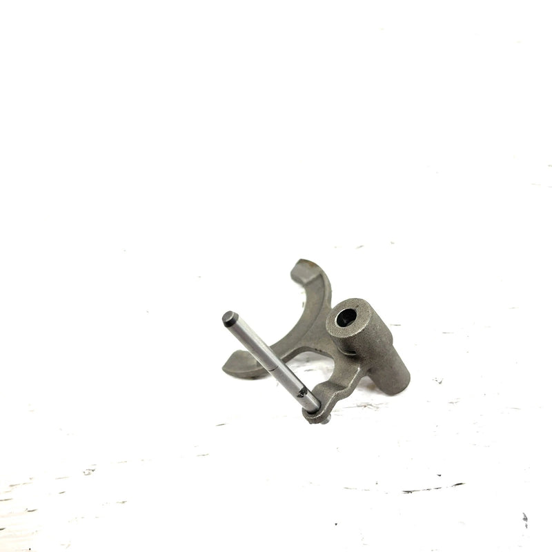 2006  Arctic Cat 650 4x4 V2 Stewart Auto OEM Front Diff Fork 0402-998 AA37