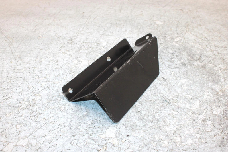 2006 Polaris Sportsman 500 Oem Right Splash Guard Bracket 5248100-329 AP186