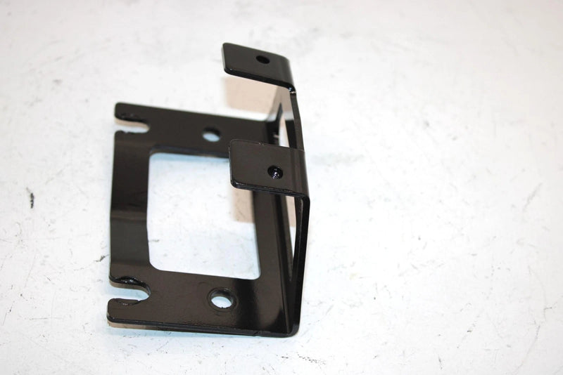 05 Polaris Phoenix 200 Oem Handlebar Cover Bracket 0452695 AP35