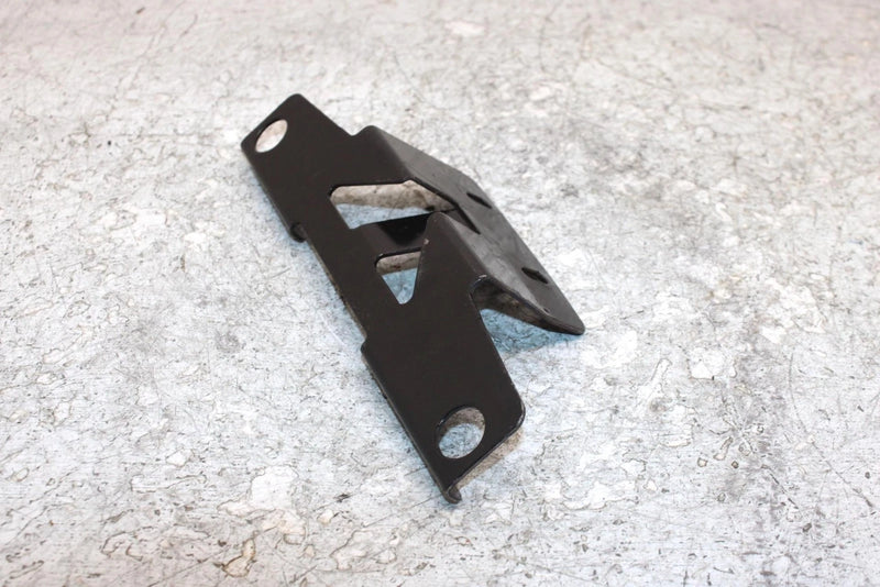 2006 Polaris Sportsman 500 Oem Lower Radiator Mount Bracket 5247047-067 AP186