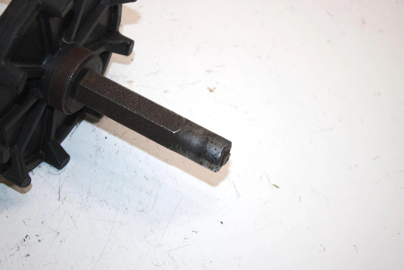 85 Polaris Trail 400 L/c Oem Drive Cog Axle Shaft 5020388 SP67