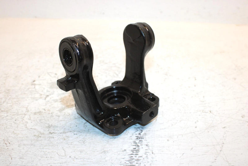 86 Honda Trx350 Fourtrax 4x4 Oem Right Steering Knuckle Mount 51340-HA7-305 AH43