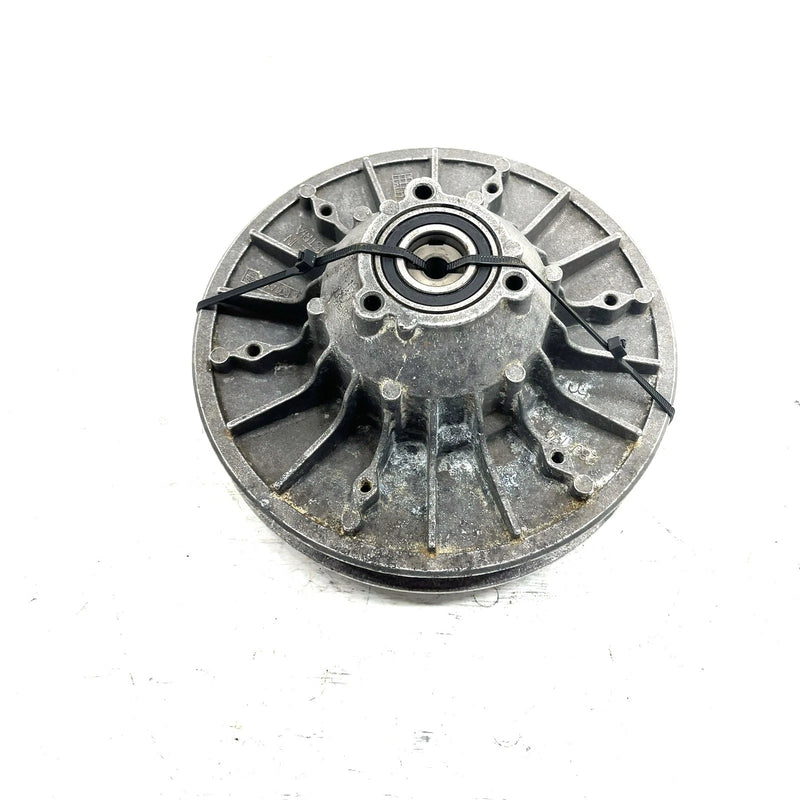 2004 John Deere Trail Buck 650 EXT OEM Secondary Driven Clutch 420627586 AJ1